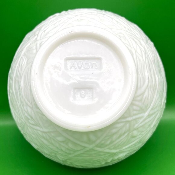 VTG AVON White Milk Glass Dove Bird on Nest Covered Candy Dish Trinket Box 5" - Picture 8 of 12
